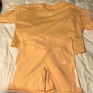 Adidas set peachy orange brand new